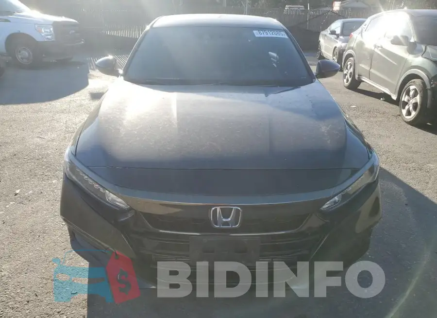 1HGCV1F33JA268057 Photo# 5