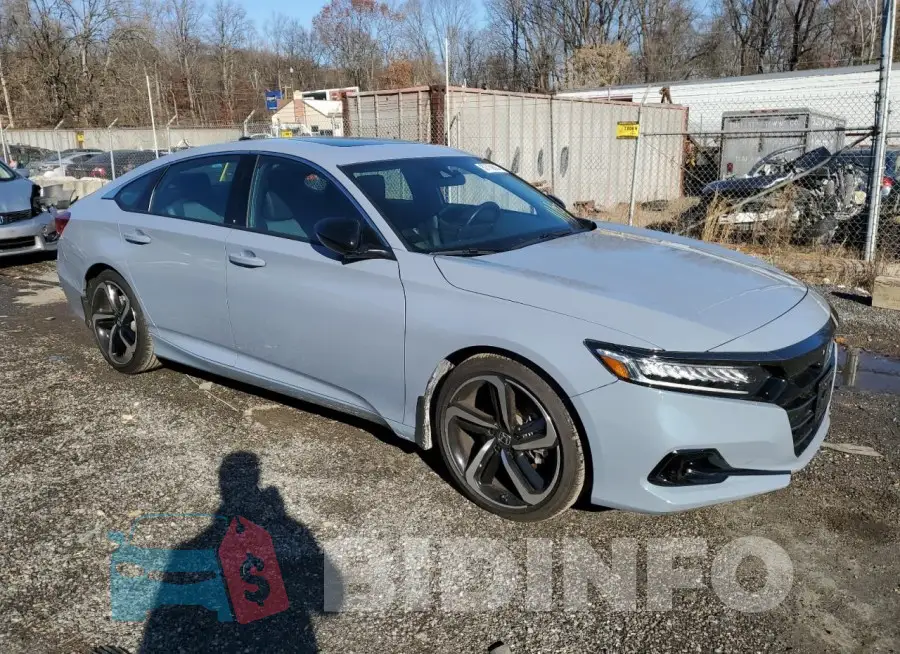 1HGCV2F31MA030251 Photo# 4