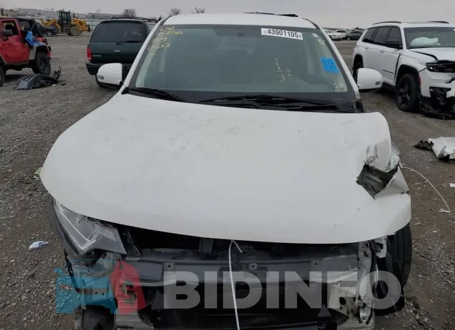 JA4AD3A37KZ055606 Photo# 5