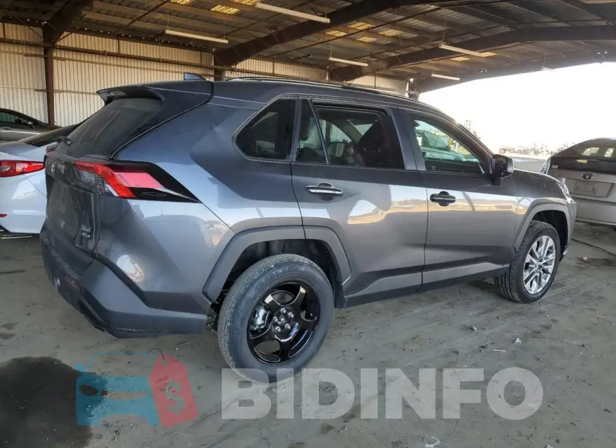 2T3A1RFV4PC346732 Photo# 3