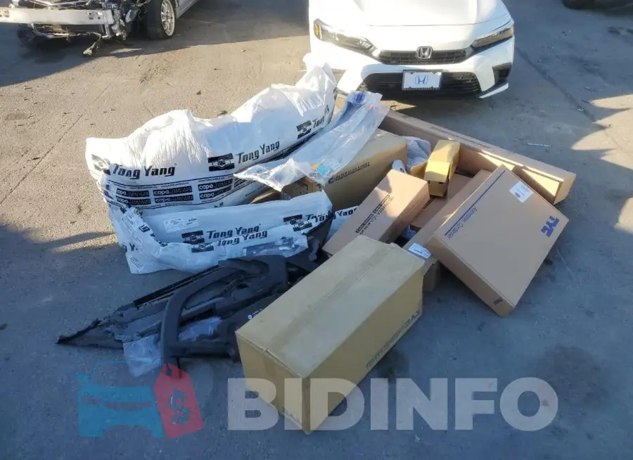 2T3B6RFV4RW065330 Photo# 13