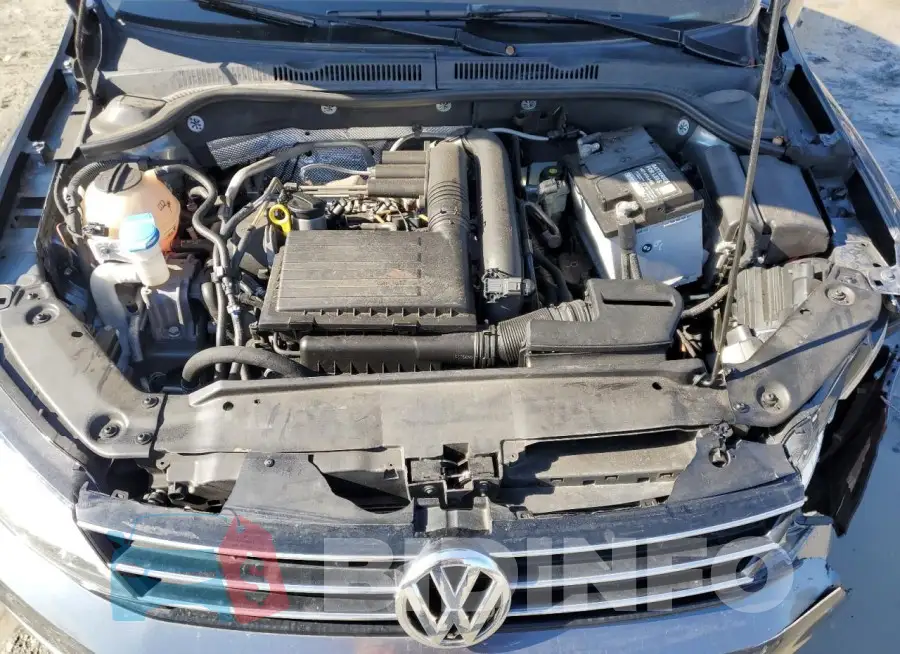 3VW2B7AJ4HM405030 Photo# 11