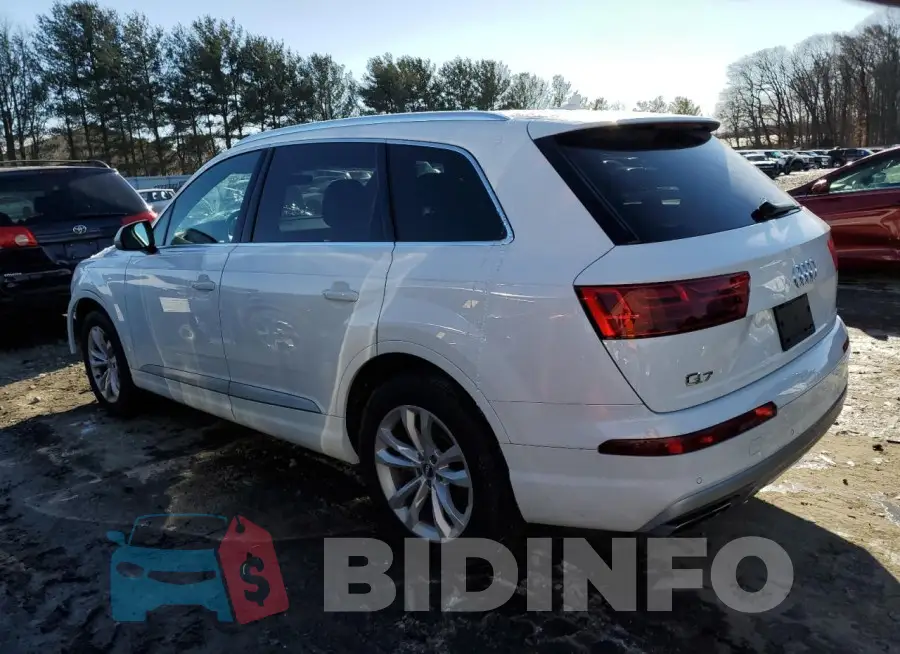 WA1LAAF76KD010347 Photo# 2