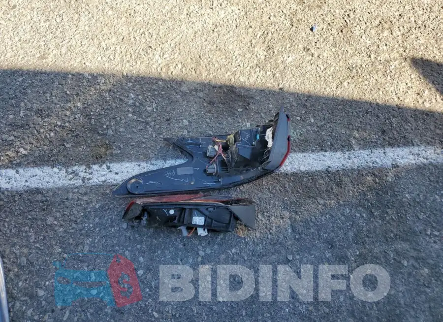 3N1CN8DV3LL811918 Photo# 12