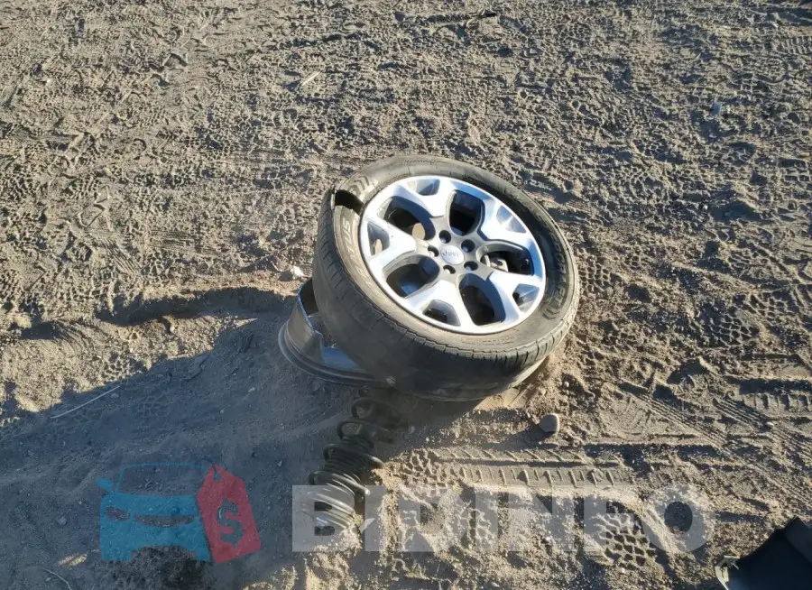 3C4NJCCB4LT105312 Photo# 13