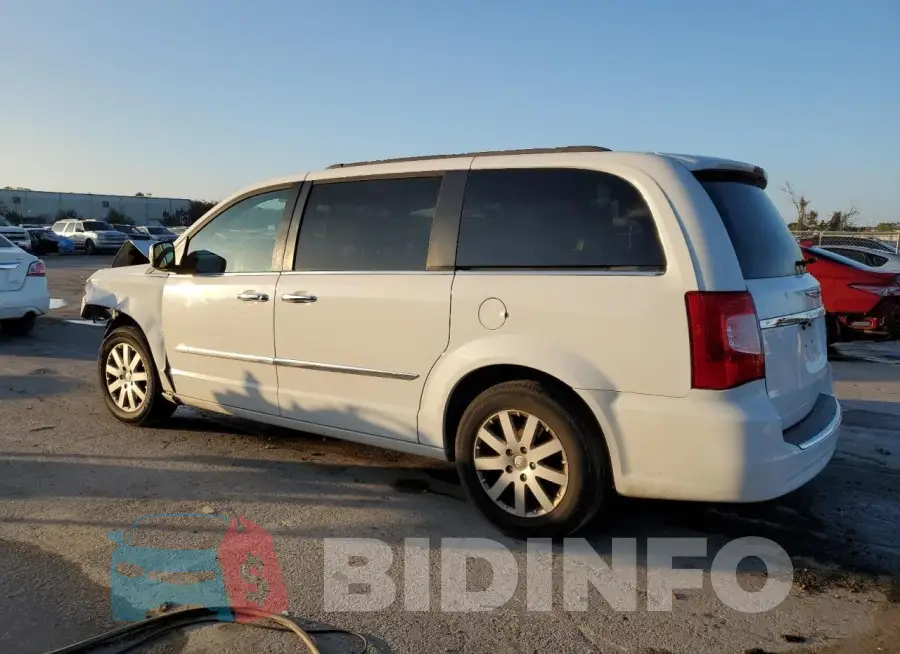 2C4RC1BG9GR104744 Photo# 2