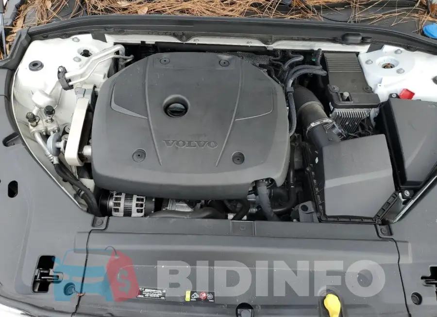 YV1102GL2J1062604 Photo# 11