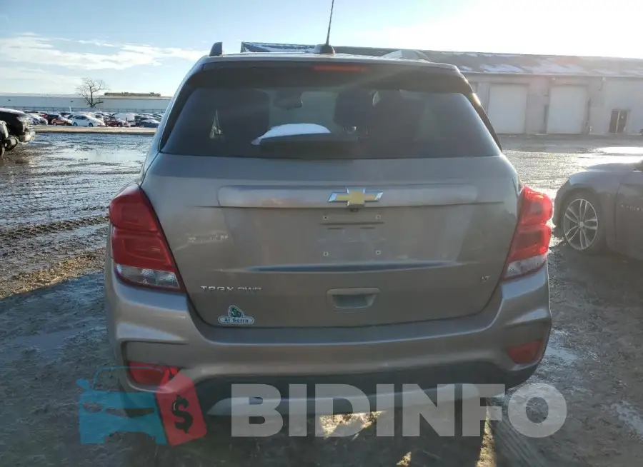 3GNCJPSB2JL301673 Photo# 6
