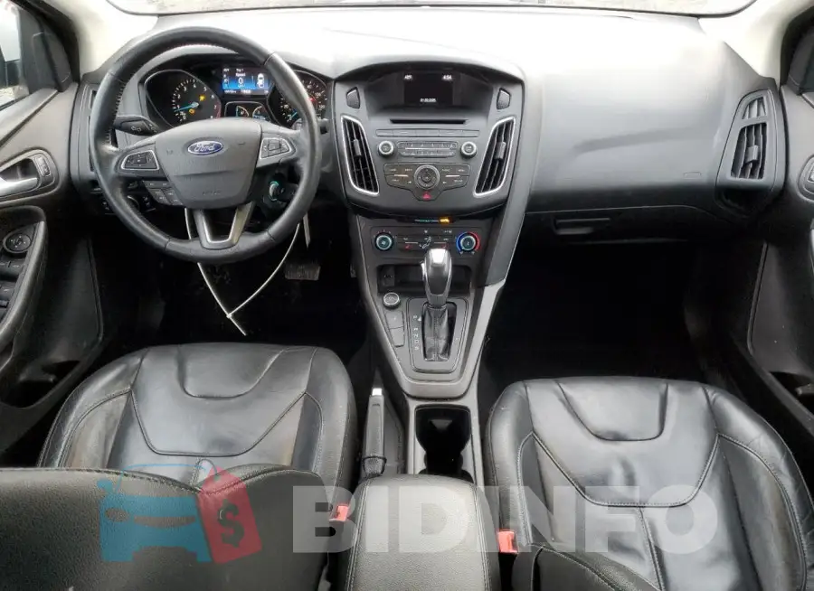 1FADP3F22GL342636 Photo# 8