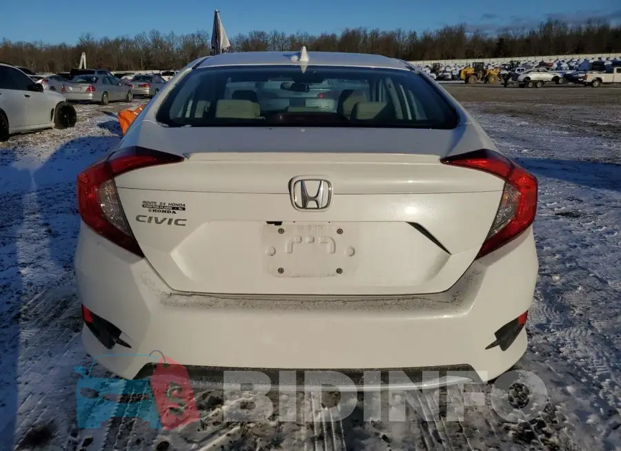 19XFC1F35LE210212 Photo# 6