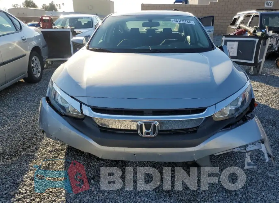 19XFC2F52GE213114 Photo# 5