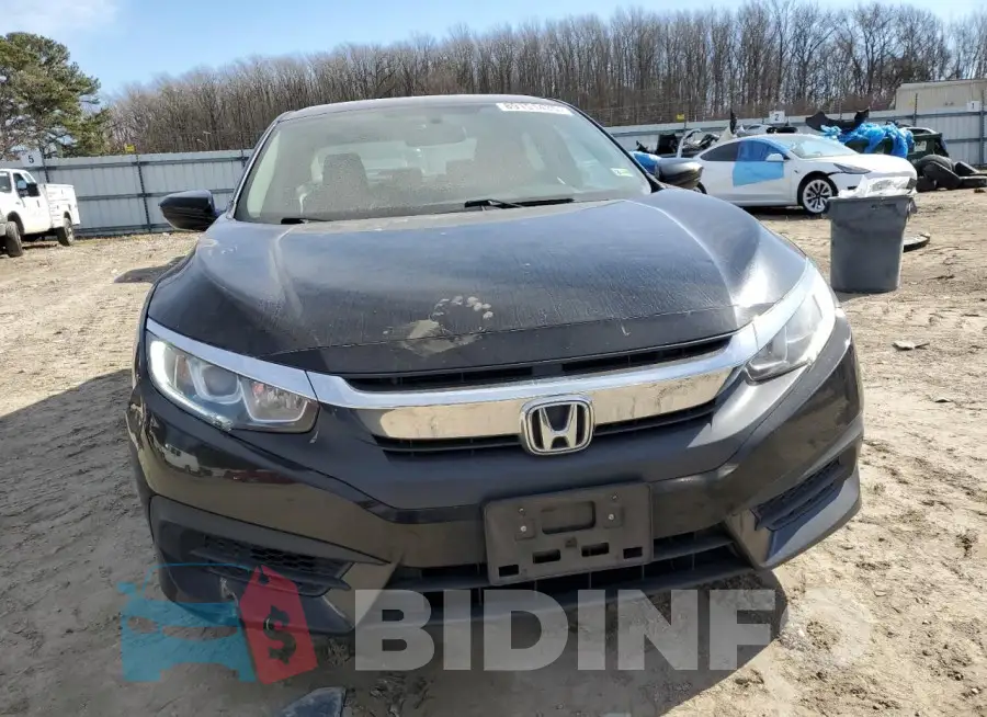 19XFC2F58HE021469 Photo# 5