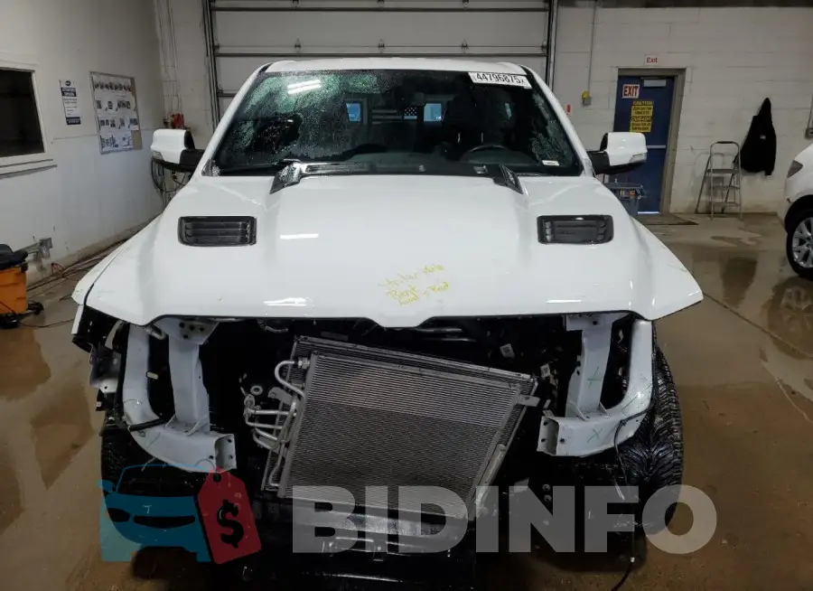 1C6SRFJT6LN376193 Photo# 5