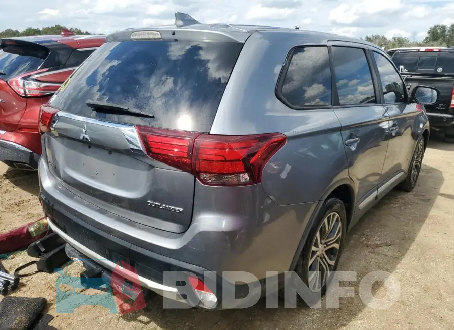 JA4AD2A38JZ015964 Photo# 3