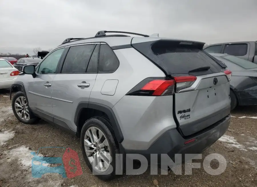 2T3A1RFV6NC285283 Photo# 2