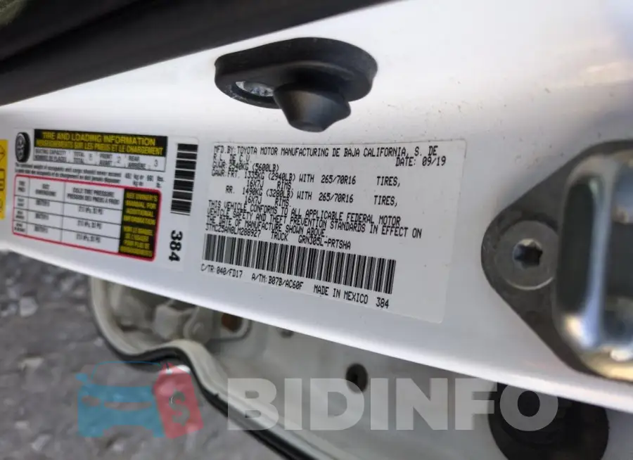 3TMCZ5AN8LM288927 Photo# 12