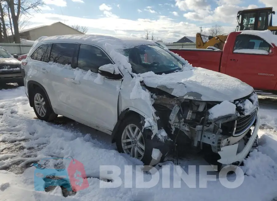5TDBKRFH6GS327532 Photo# 4
