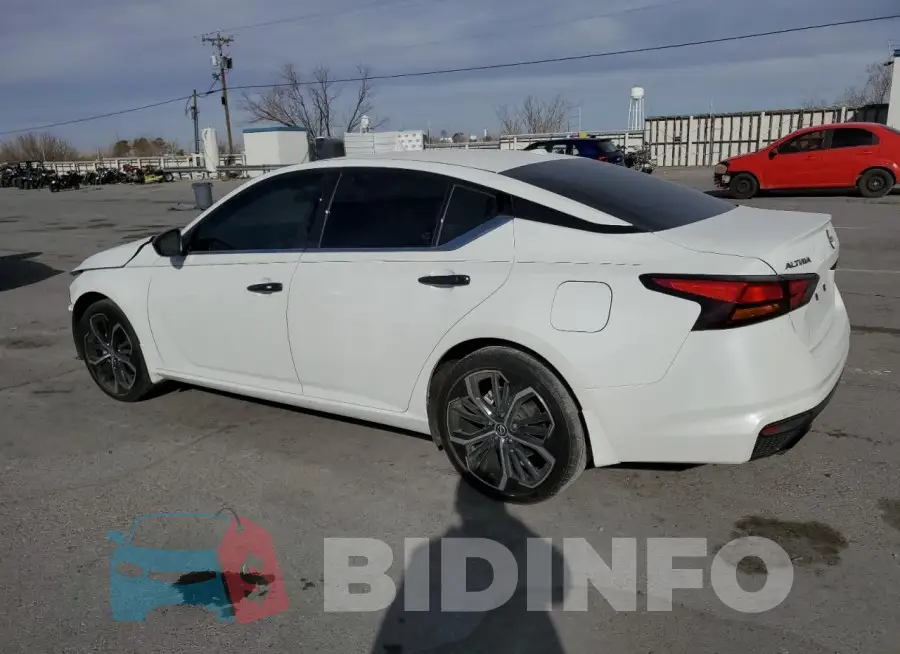1N4BL4CV9SN315924 Photo# 2
