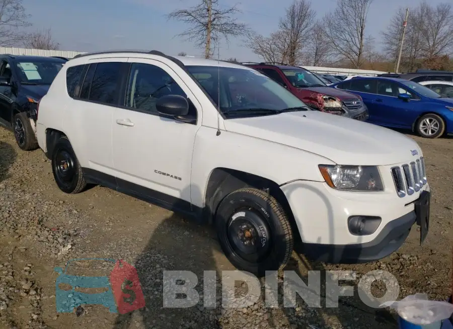 1C4NJCBA1HD147538 Photo# 4