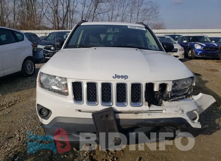1C4NJCBA1HD147538 Photo# 5