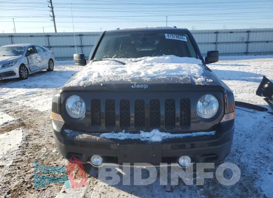 1C4NJRFB4GD610826 Photo# 5