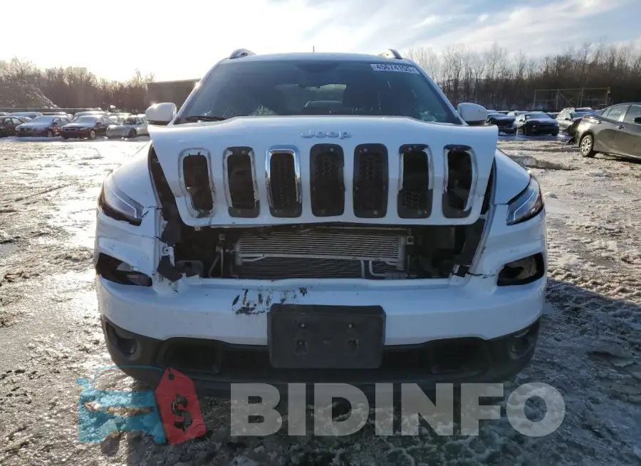 1C4PJMCB2HW665622 Photo# 5