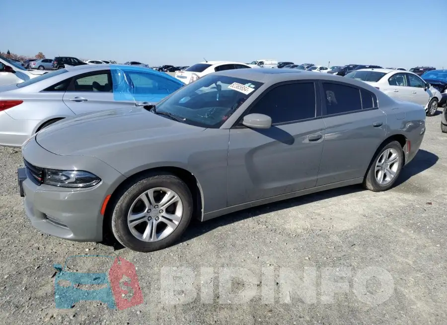 2C3CDXBG8KH653036 Photo# 1