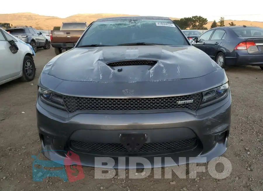 2C3CDXGJ9HH657917 Photo# 5