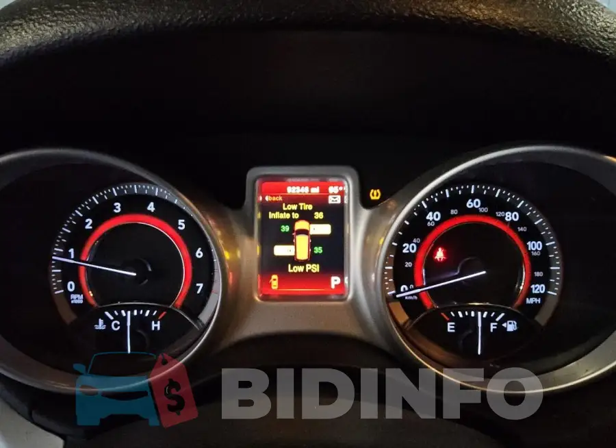 3C4PDCAB5LT202103 Photo# 9
