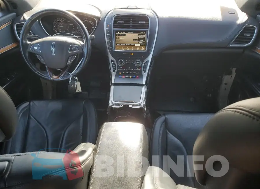 2LMPJ8LR3JBL11457 Photo# 8
