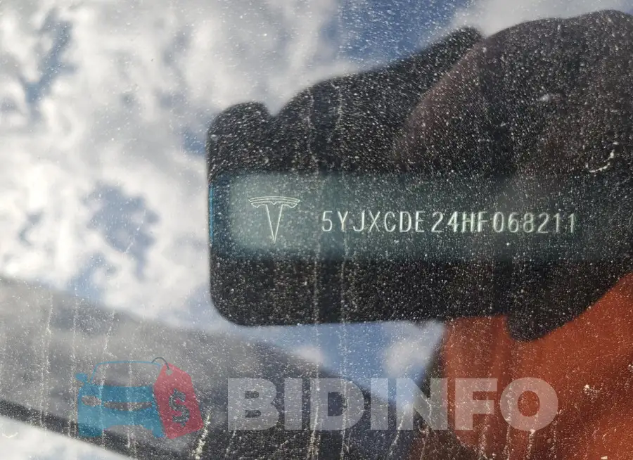 5YJXCDE24HF068211 Photo# 13
