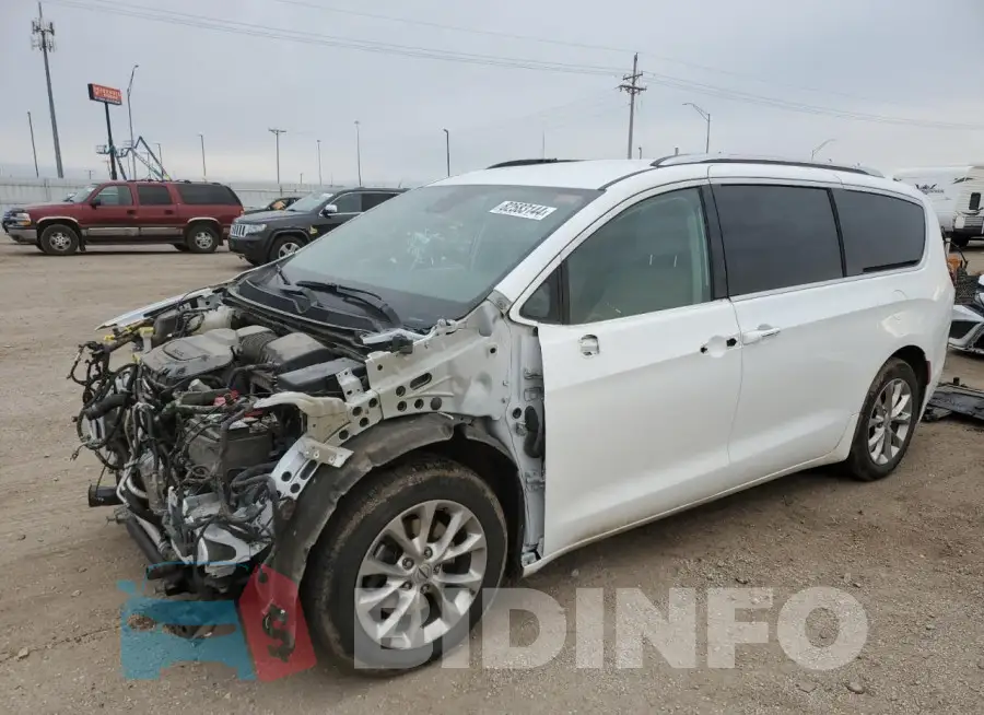 2C4RC1BG2MR500994 Photo# 1