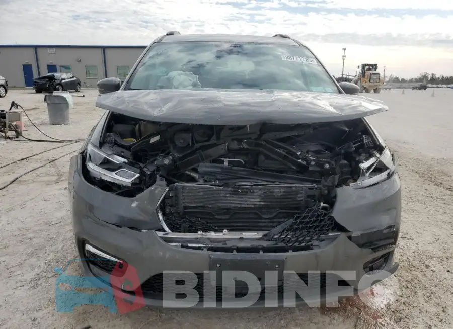 2C4RC1BG4NR154352 Photo# 5