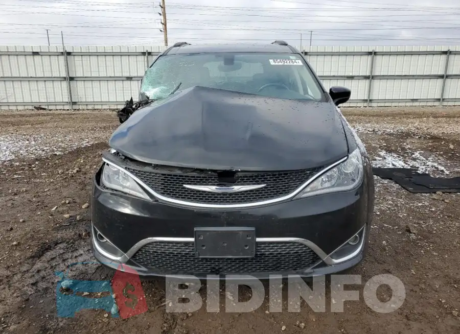 2C4RC1BG8HR534394 Photo# 5