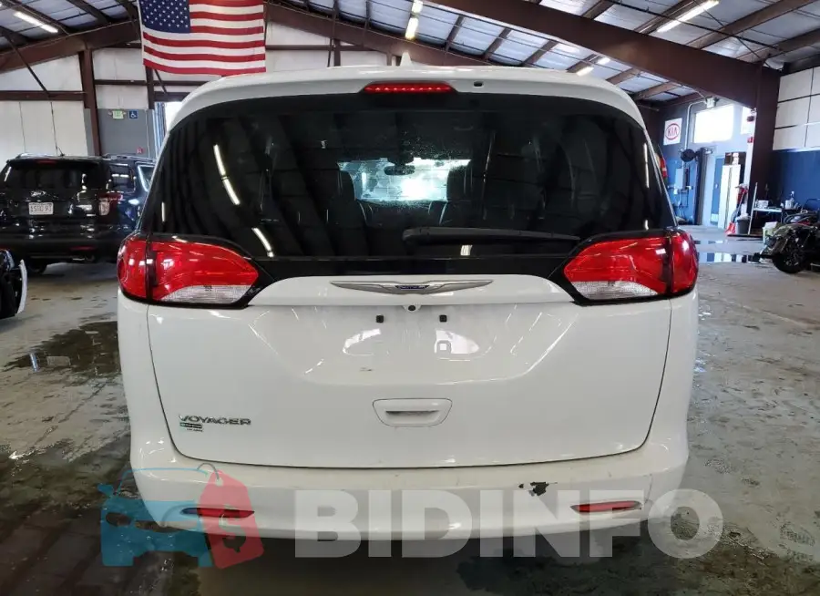 2C4RC1DG7LR156879 Photo# 6