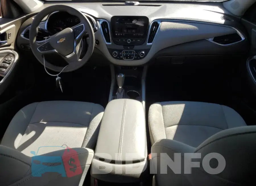 1G1ZD5ST5KF122426 Photo# 8