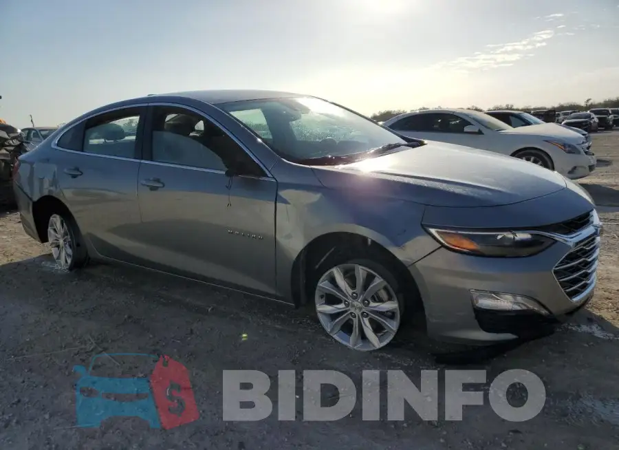 1G1ZD5STXSF133843 Photo# 4
