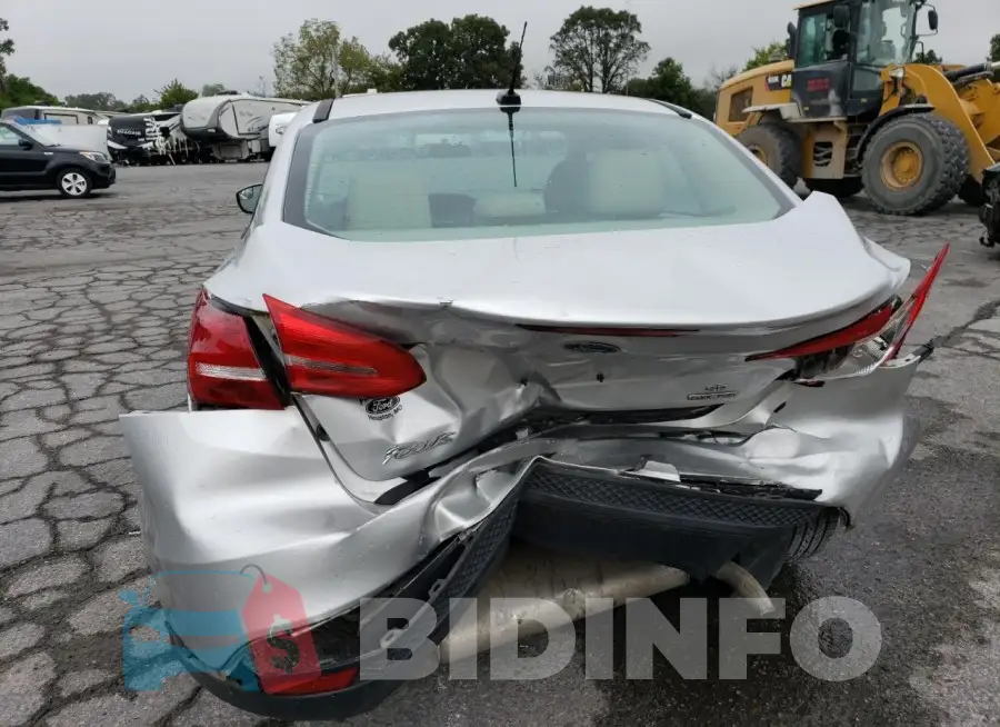 1FADP3F27GL214439 Photo# 6