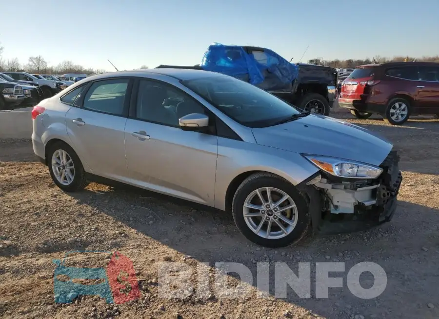 1FADP3F2XHL325732 Photo# 4