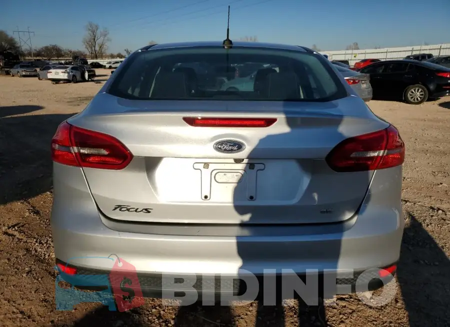 1FADP3F2XHL325732 Photo# 6