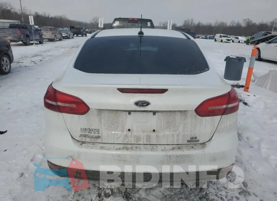 1FADP3FE3JL320937 Photo# 6