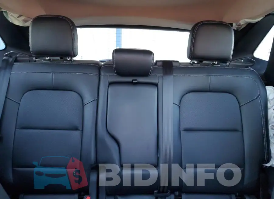 1FMCU9H69LUA77473 Photo# 10