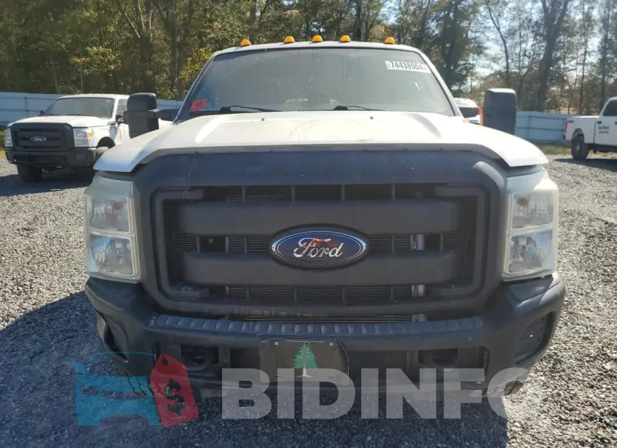 1FT8W3B65GEB11774 Photo# 5