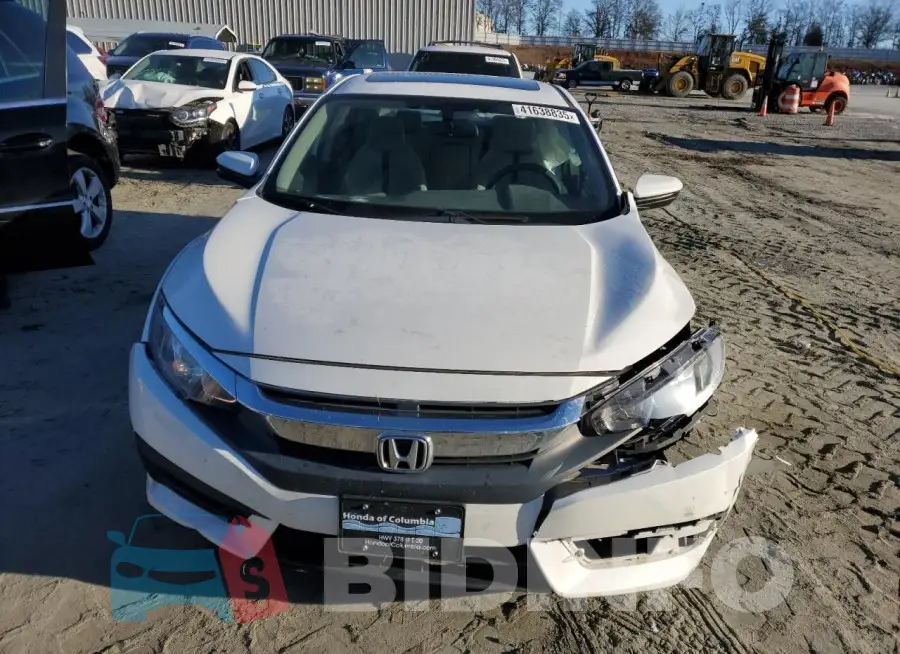 19XFC2F71HE048238 Photo# 5