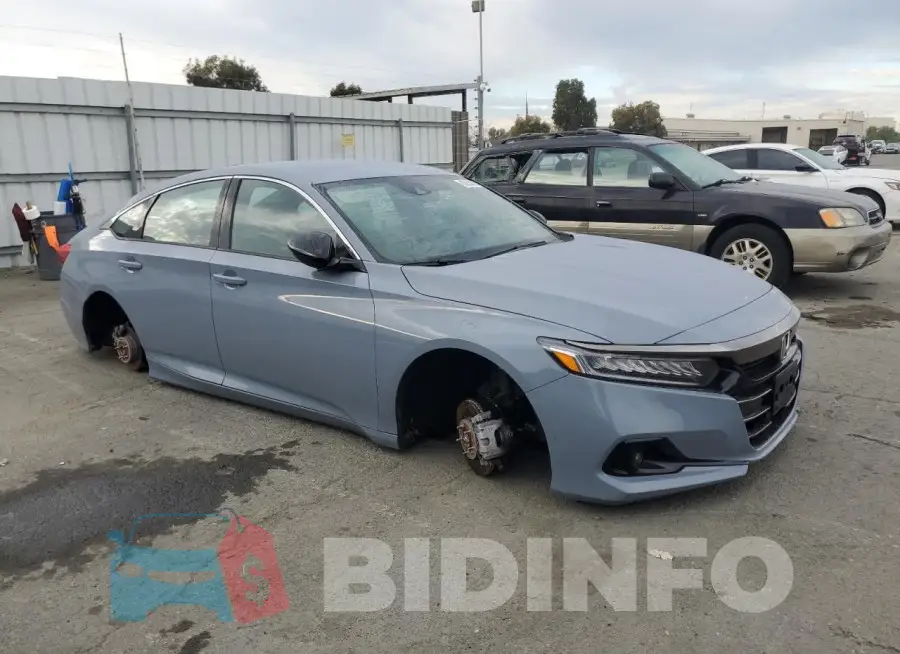 1HGCV1F34NA108971 Photo# 4