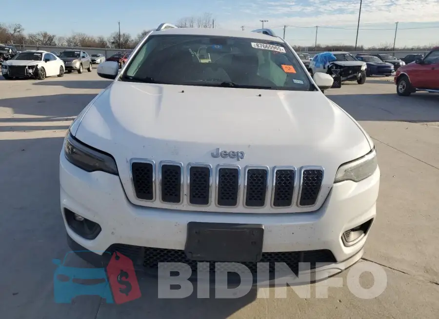 1C4PJLCB6KD203187 Photo# 5