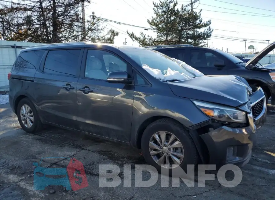 KNDMB5C14G6088698 Photo# 4