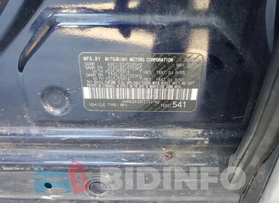 JA4AD2A32KZ053742 Photo# 13