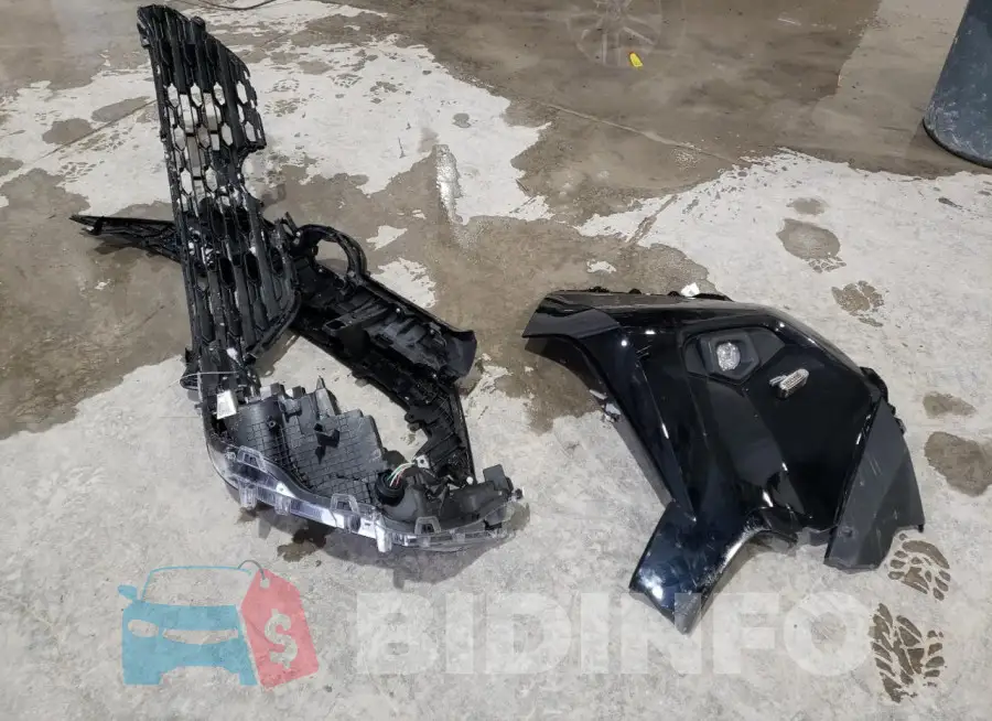 2T3A1RFV8RW425791 Photo# 13