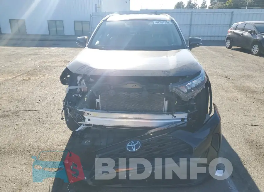 2T3K1RFV8MC166928 Photo# 5